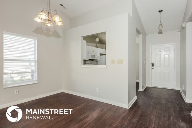 Building Photo - 3138 Salamonie Dr