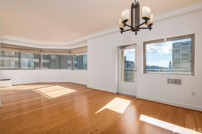 Foto del edificio - 246 2nd St
