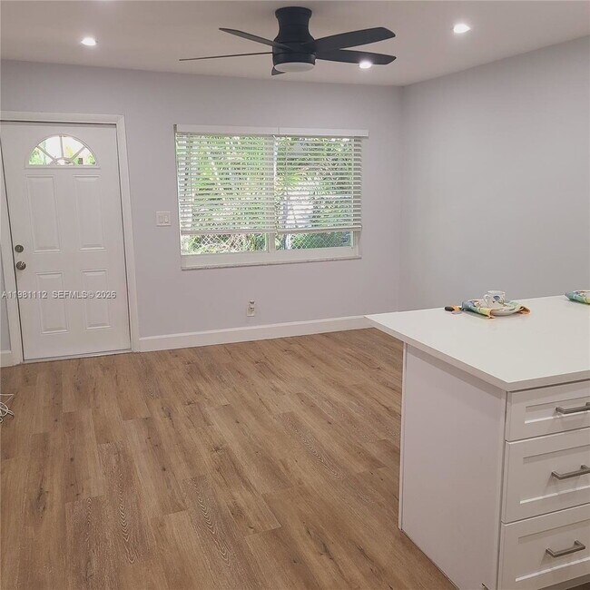 Foto del edificio - 1504 SW 1st St