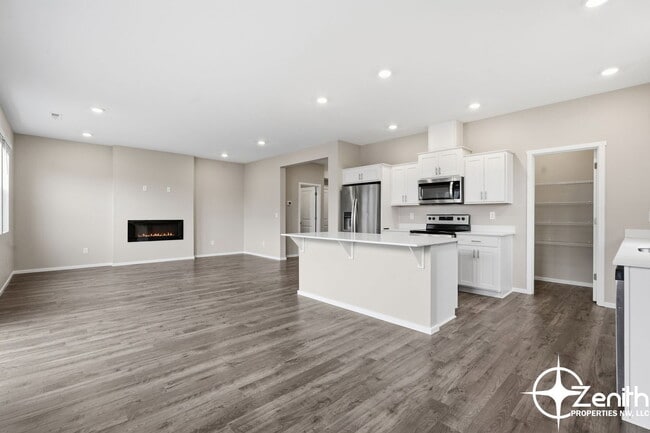 Building Photo - 147 Cedar Springs Loop