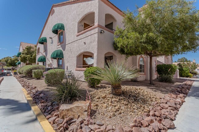 Foto del edificio - 7570 W Flamingo Rd