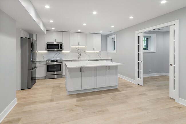 Foto del edificio - 935 W Winona St