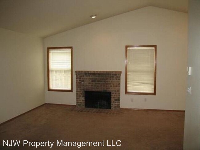 Foto del edificio - 7040 SW 100th Terrace