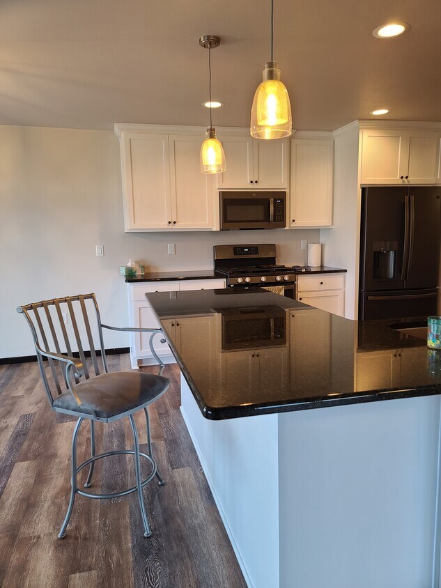 Foto principal - 1574 Pond View Dr