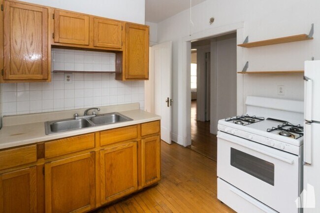 Building Photo - 5045 S Damen Ave