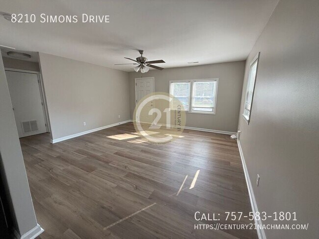 Building Photo - 8210 Simons Dr