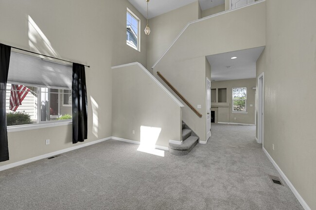 Foto del edificio - $1,995 - 4 Bed,2.5 Bathroom Home  in Colorado Springs with in Unit Laundry and Fenced in yard!