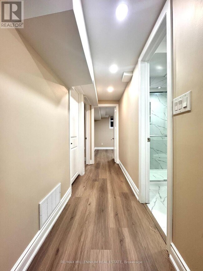 Photo du bâtiment - 59 Crawford Dr