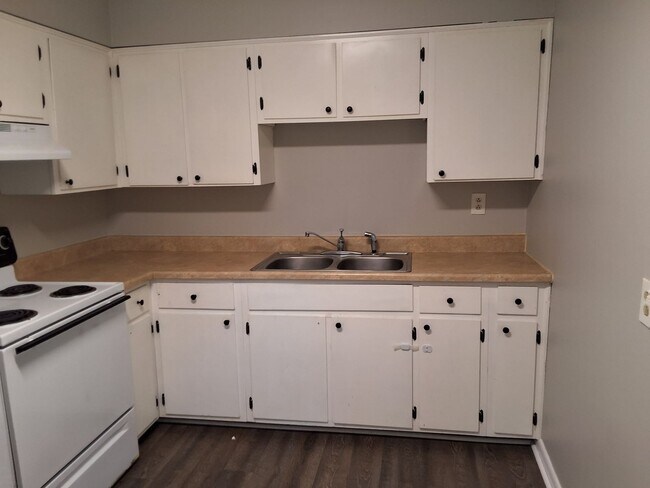 Foto del edificio - 1122 Evelyn Dr