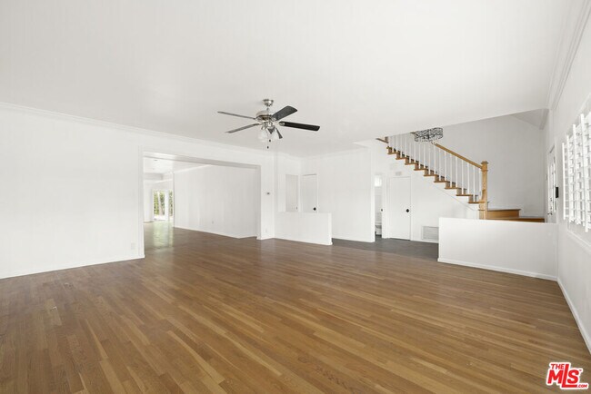 Foto del edificio - 4309 Gentry Ave