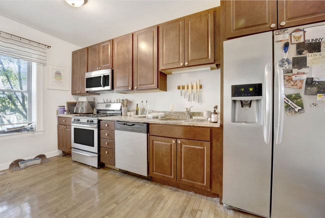 Foto del edificio - 5069 N Wolcott Ave