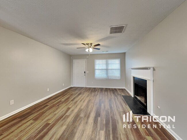 Building Photo - 2055 Uptown Square McDonough GA