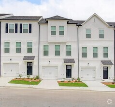 Building Photo - 3217 Bateman Drive SE