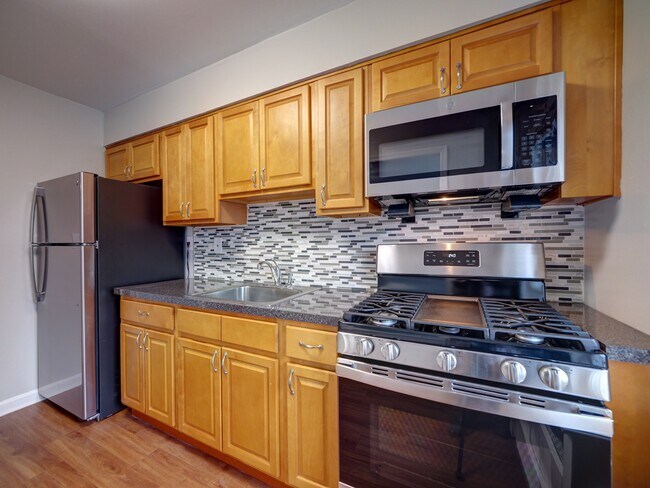Foto del edificio - Garwood Gardens Apartments
