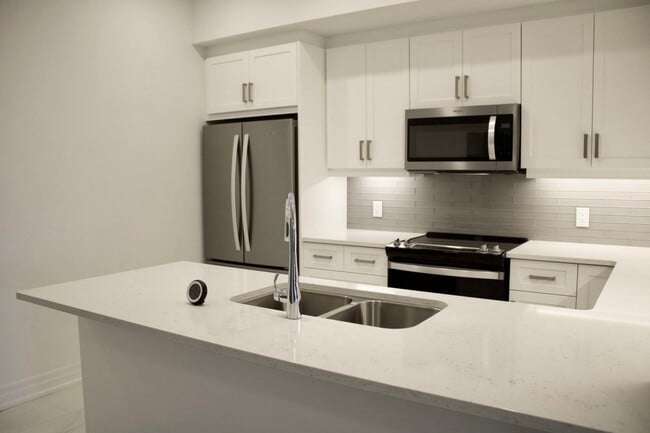 Building Photo - 480 Callaway Rd