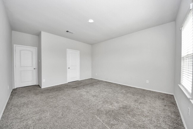 Building Photo - 21003 Seneca Willow Wy