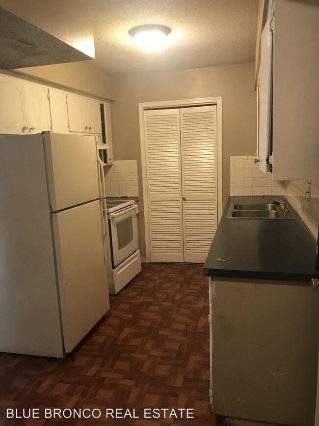 Foto del edificio - 6321 N Wyandotte St