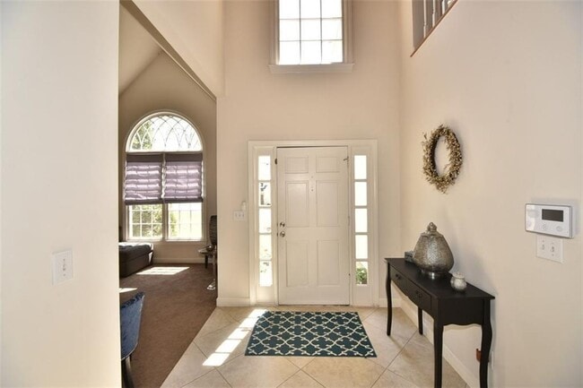 Building Photo - 3670 River Trace Dr