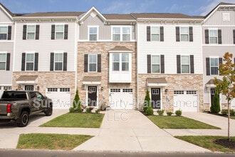 Building Photo - 52 Hamilton Ct