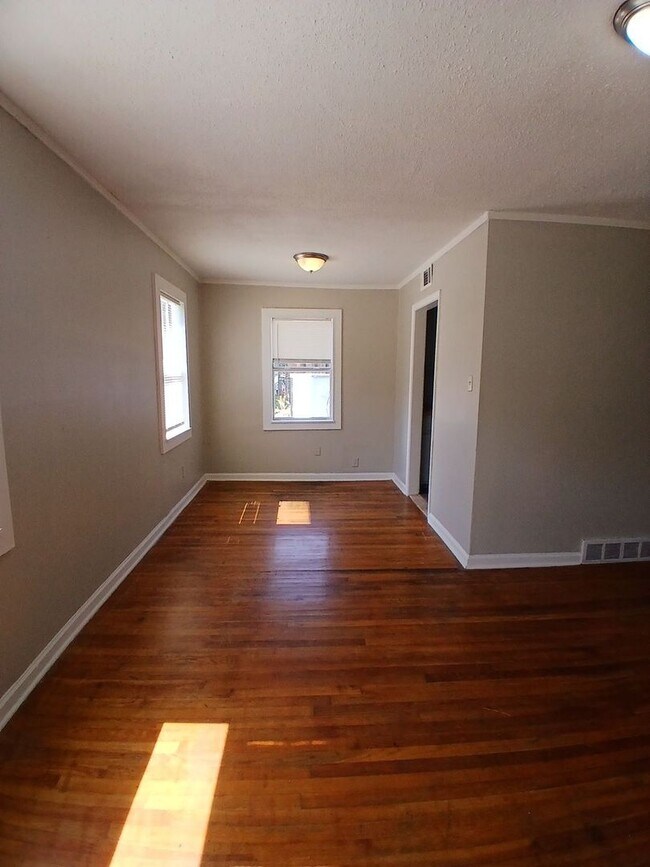 Foto del edificio - Newly Renovated Duplex in Hayden Place