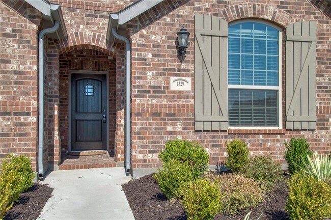 Building Photo - 1329 Chickadee Drive