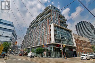 Building Photo - 318-318 King St E
