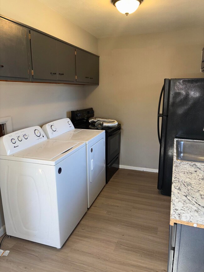 Foto del edificio - 1411 Lowe St