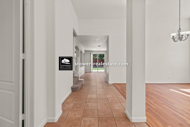 Building Photo - 2446 Montecito Ct