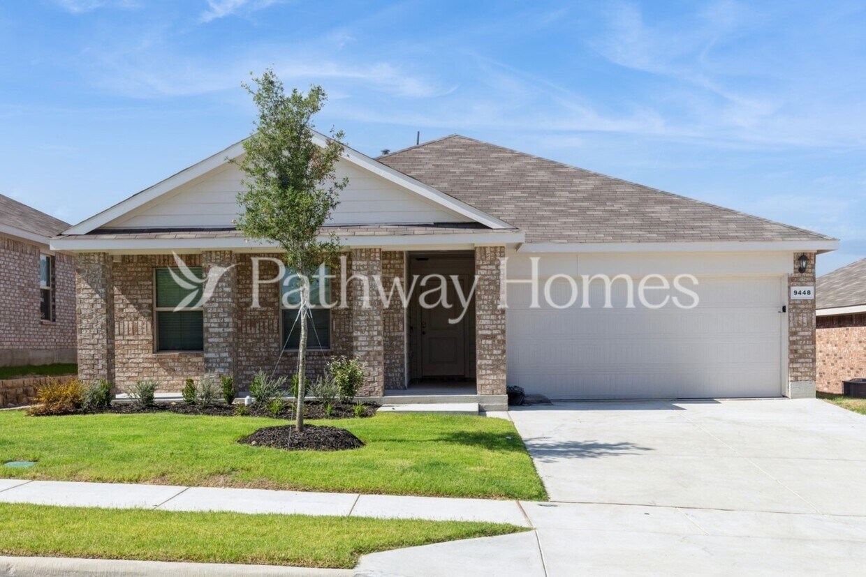 Foto principal - 9448 Golden Tree Ave