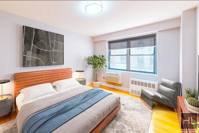 Foto del edificio - 1 bedroom 1 bathroom with washer and dryer West 97th Street