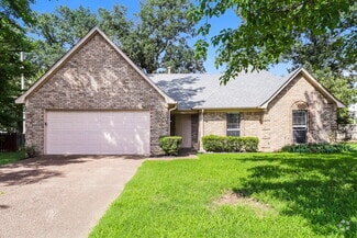 Building Photo - 3926 Pecan Trace Cove