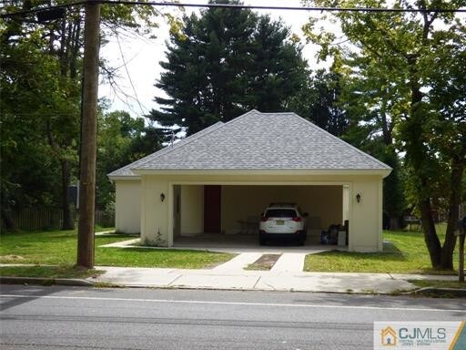 Building Photo - 562 Alexander Rd