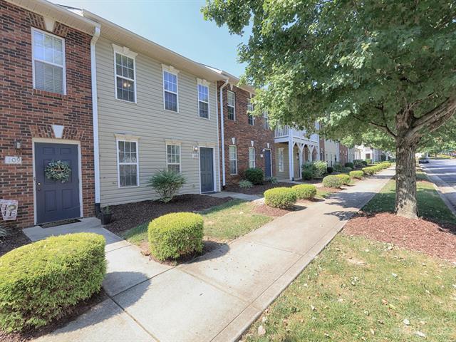 Building Photo - 116 Locomotive Ln