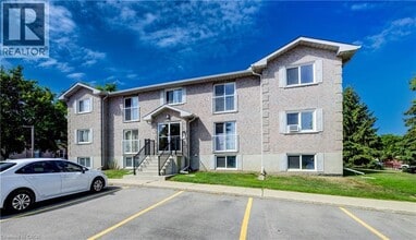 Building Photo - 329 Northlake Dr
