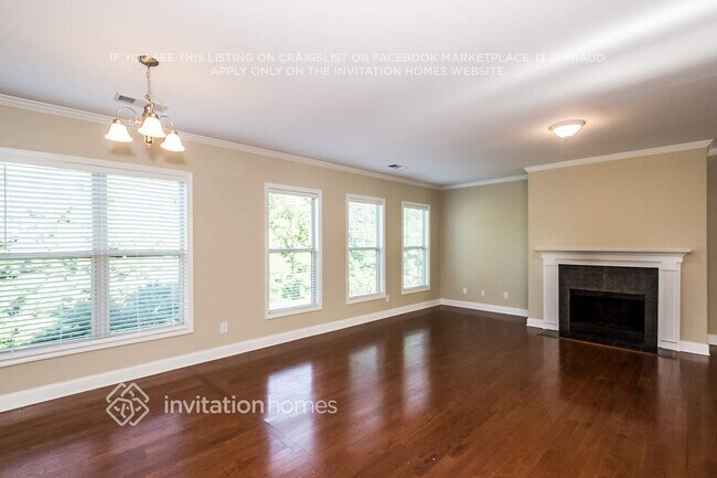 Foto del edificio - 3602 Huddlestone Ln NE