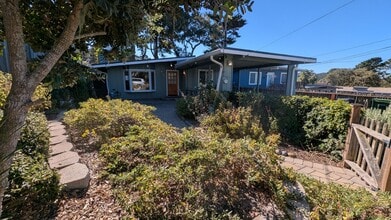 Building Photo - 1207 Shafter Ave