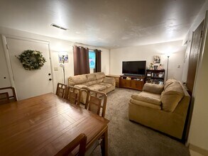 Building Photo - 2012 Nevada Cir