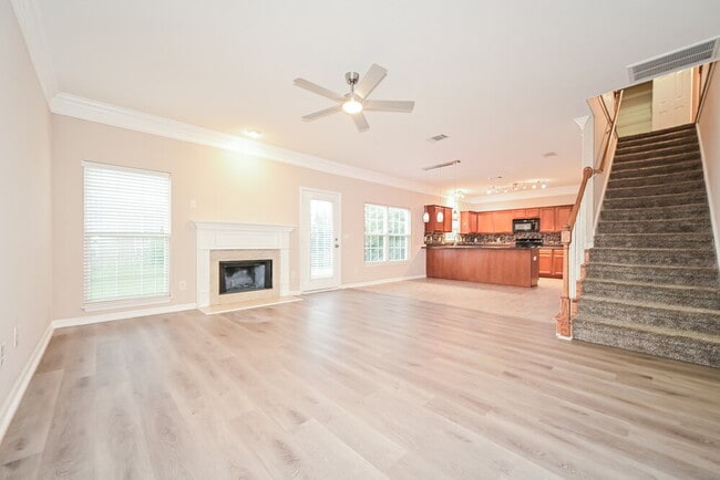 Building Photo - 310 Sarava Ln