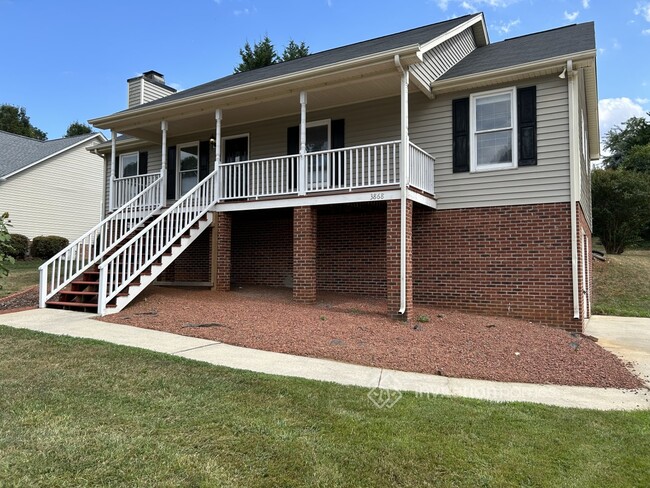 Building Photo - 3868 Crusade Dr