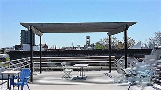 Foto del edificio - 233 Franklin St