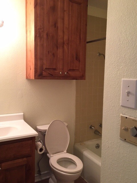 Foto del edificio - Charming 3 Bedroom 2 Bath Decatur TX