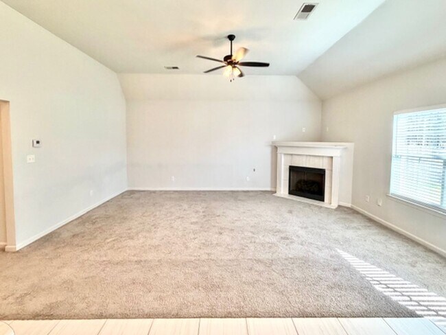 Foto del edificio - MiskellyDrive1521