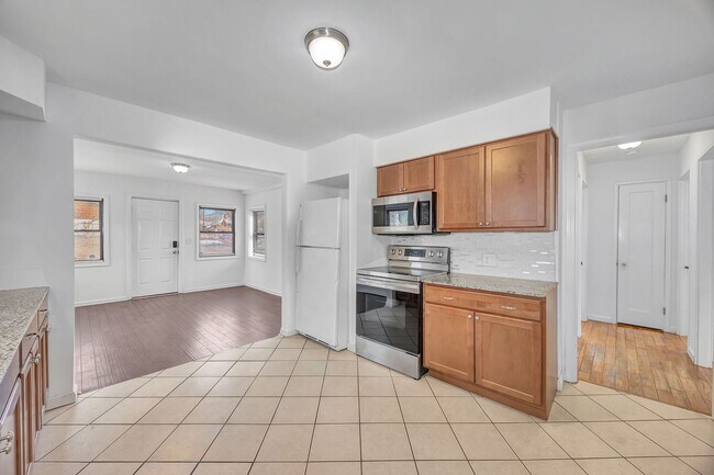 Foto del edificio - 2324 Langdon Farm Rd