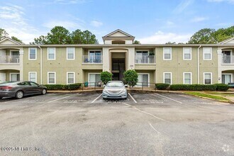 Building Photo - 7920 Merrill Rd