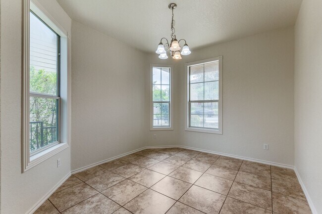 Building Photo - BEAUTIFUL HOME IN LAUREL MOUNTAIN RANCH