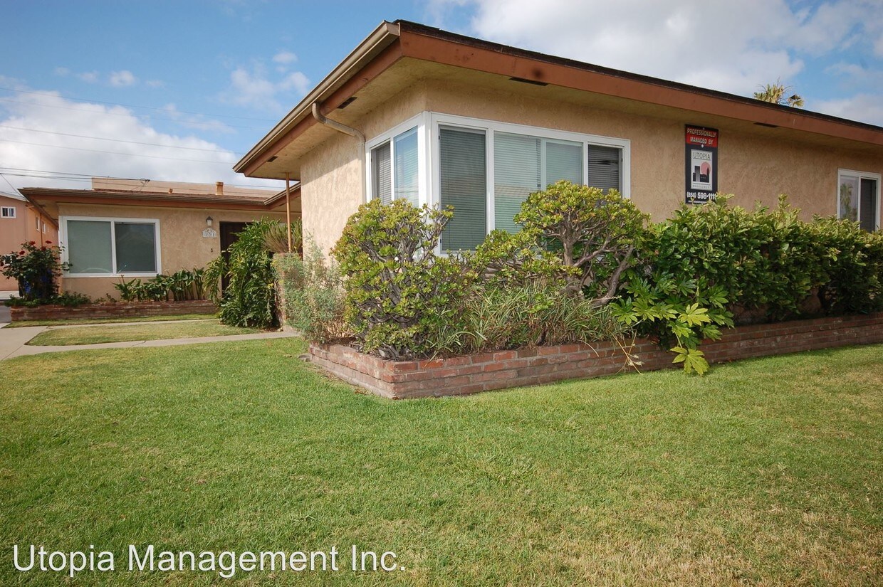 Primary Photo - 127-131 Daisy Ave