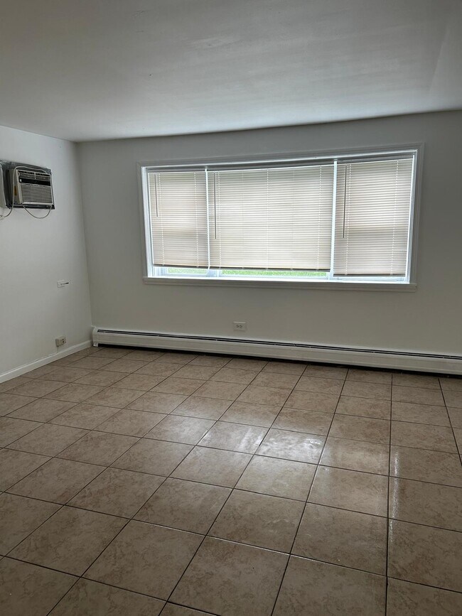 10414 Michael Todd Terrace Unit GN, Glenview, IL 60025 Apartments in