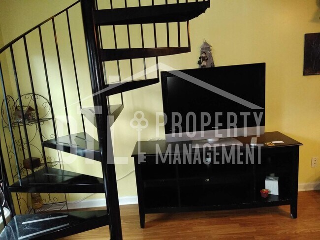 Foto del edificio - Cozy 1 bedroom Lake condo!!