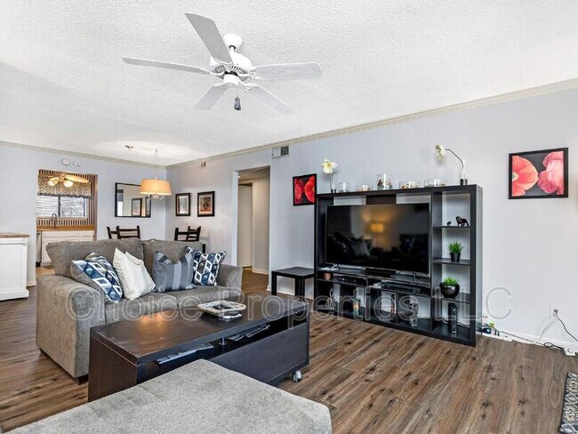 Foto del edificio - 3284 Heathstead Place