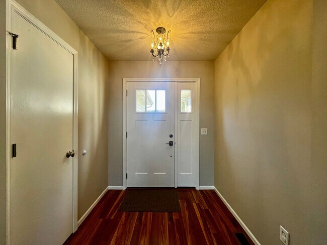 Foto del edificio - 10628 Yorktowne Pl